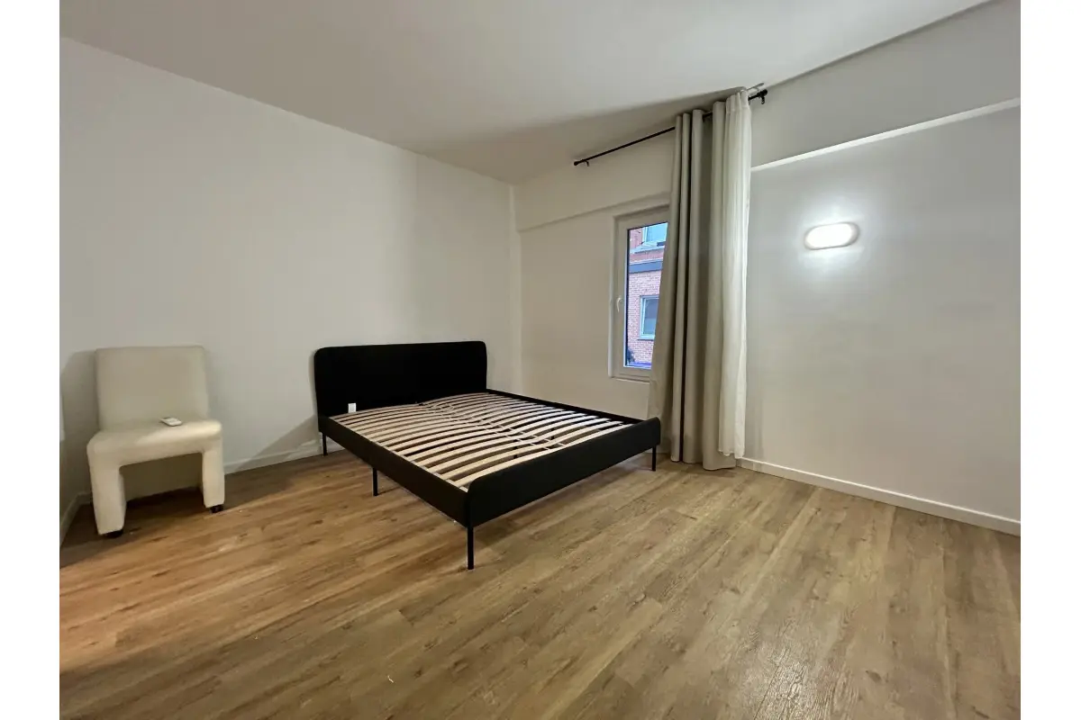 Kot à louer à Seraing 4100 450.00€ 4 chambres 161.00m² - annonce 730366