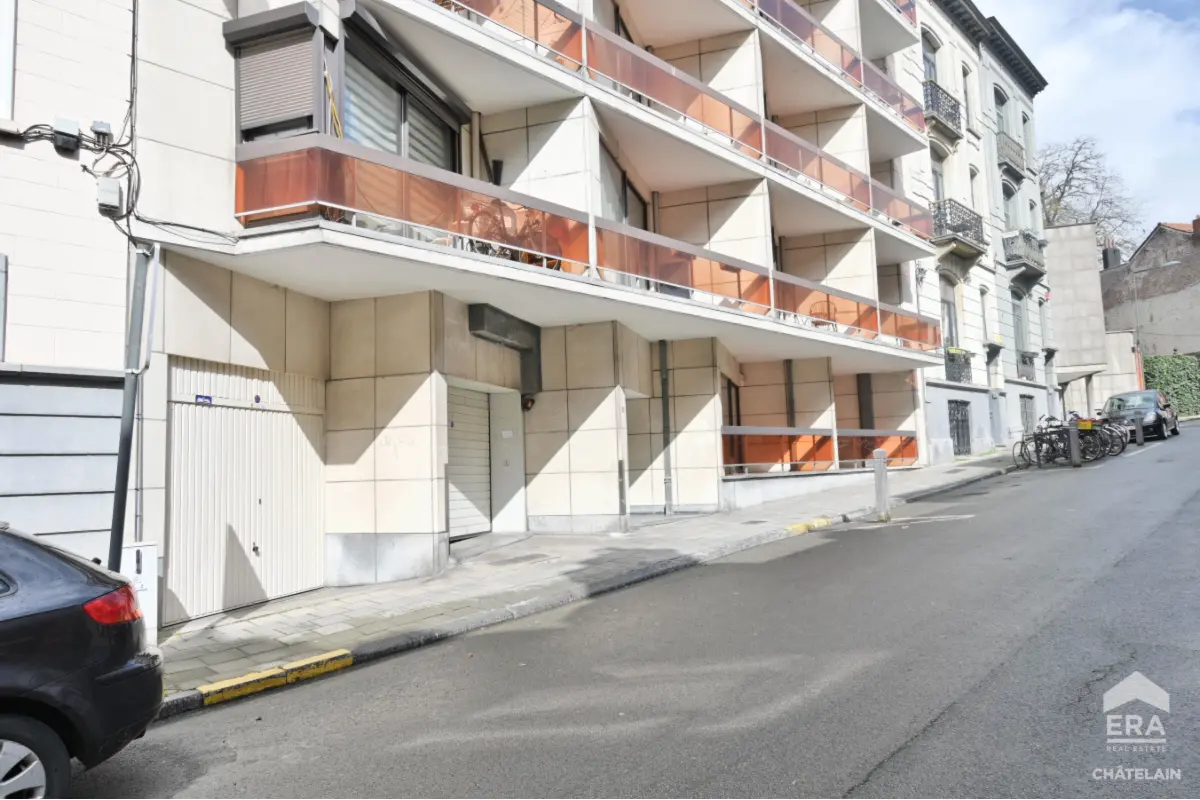 Box te  in Schaarbeek 1030 39000.00€  slaapkamers m² - Zoekertje 730021