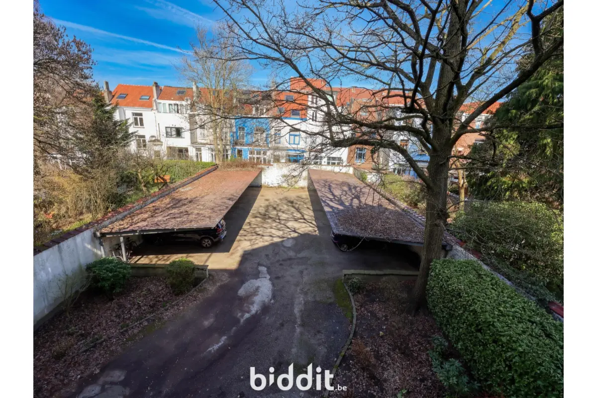 Parking te  koop in Schaarbeek 1030 13000.00€  slaapkamers m² - Zoekertje 729874