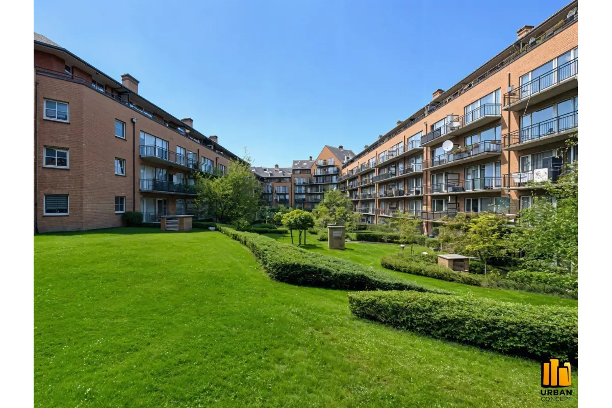 Appartement à  à Molenbeek-Saint-Jean 1080 249000.00€ 2 chambres 113.00m² - annonce 736432