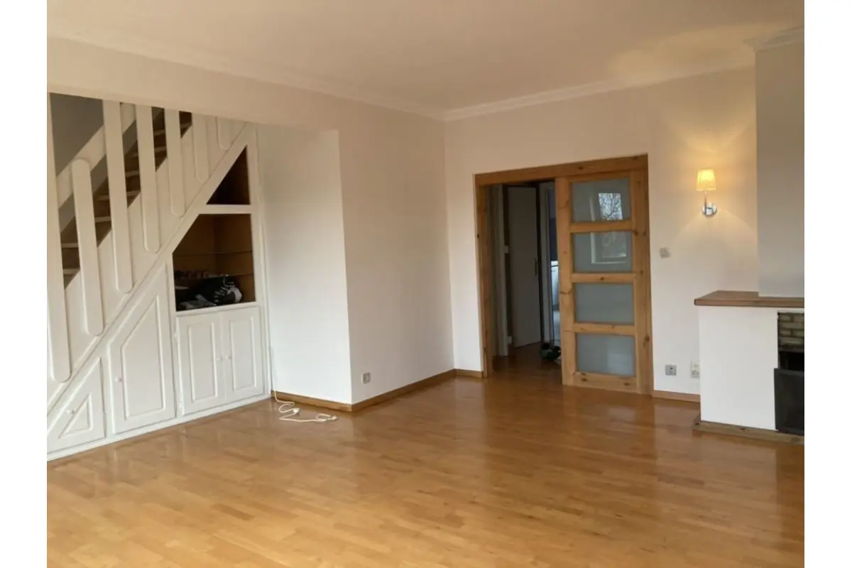 Duplex te  koop in Ukkel 1180 355000.00€ 3 slaapkamers 96.00m² - Zoekertje 731402