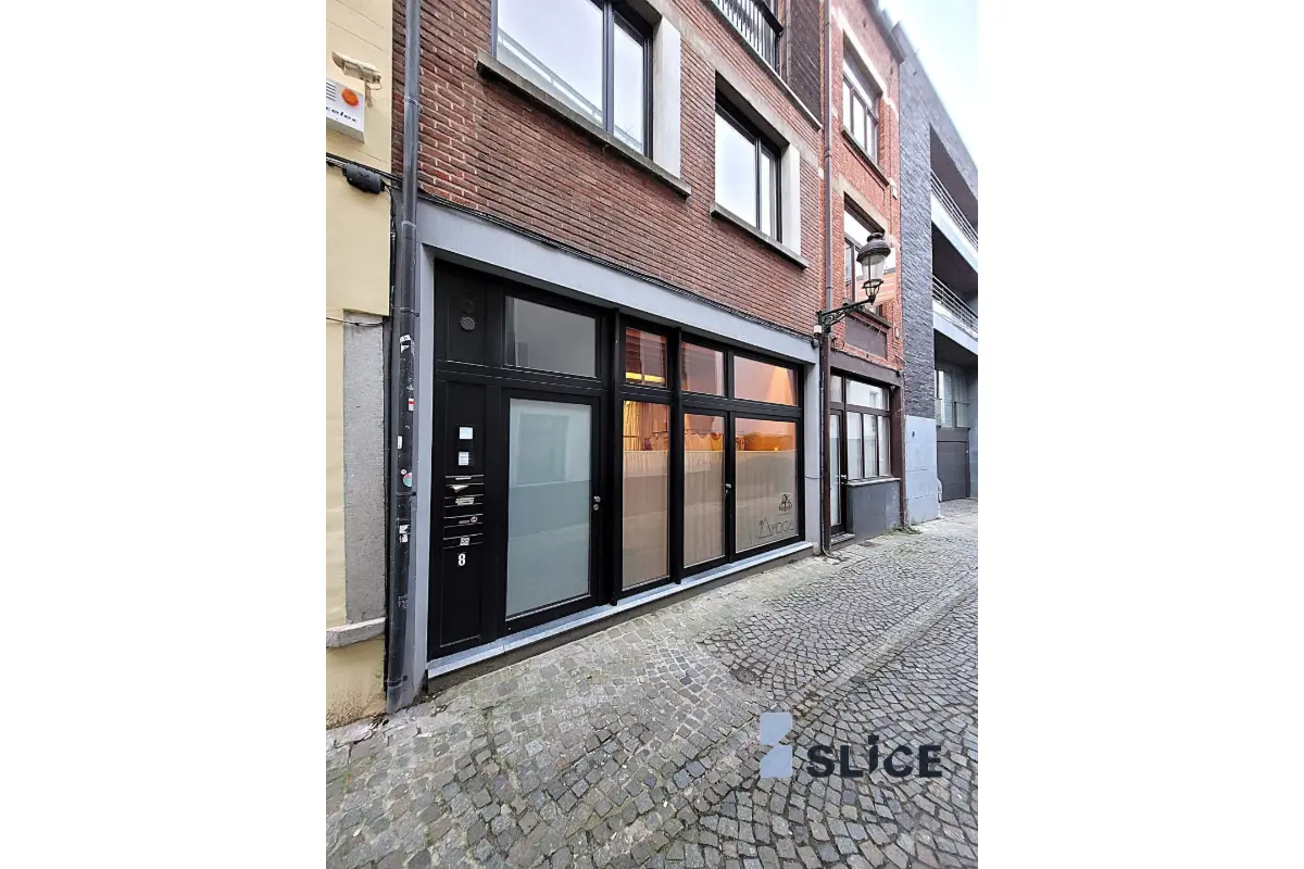 Commerce à vendre à Bruxelles 1000 250000.00€  chambres 96.00m² - annonce 731761