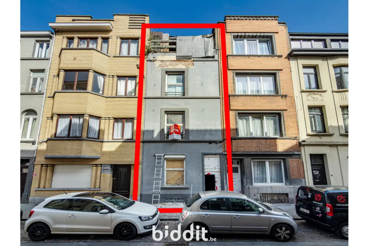 Huis te  koop in Brussel 1000 100000.00€ 1 slaapkamers m² - Zoekertje 732372