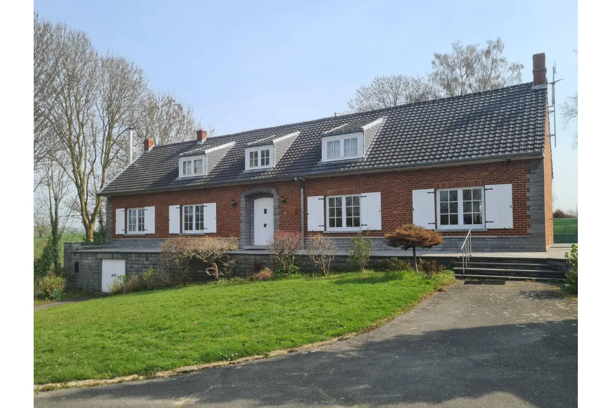 Autre à vendre à Ecaussinnes-Lalaing 7191 700000.00€  chambres m² - annonce 732311