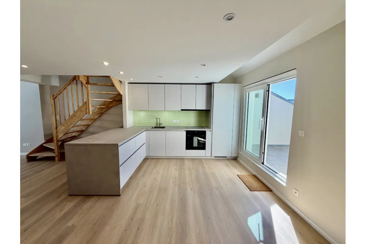 Duplex à louer à Ixelles 1050 2100.00€ 2 chambres 83.00m² - annonce 732899