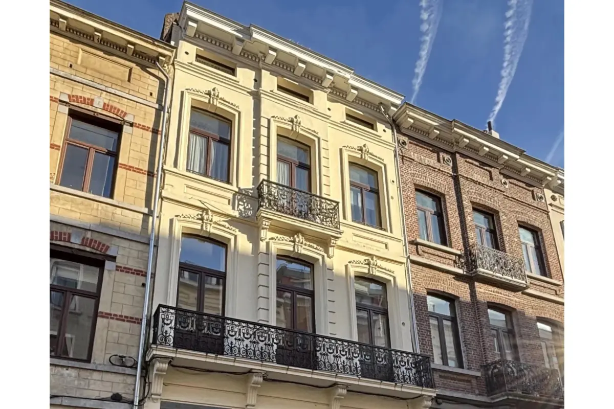 Appartementsgebouw te  koop in Sint-Gillis 1060 1190000.00€  slaapkamers 345.00m² - Zoekertje 732357