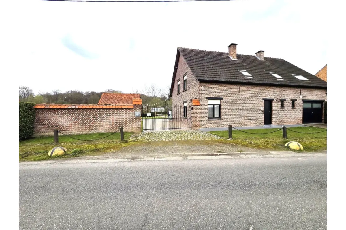 Boerderij te  koop in Kampenhout 1910 765000.00€ 3 slaapkamers 211.00m² - Zoekertje 733585