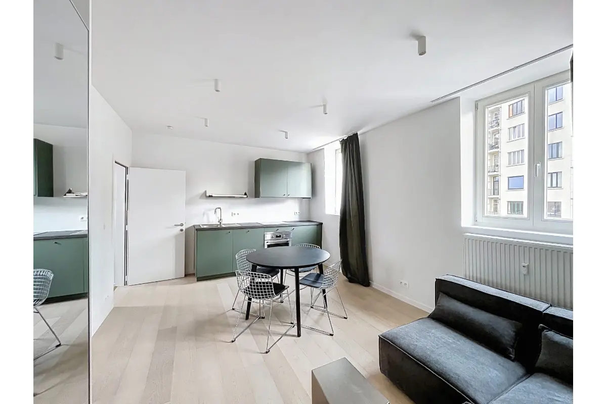 Appartement te  in Brussel 1000 995.00€ 1 slaapkamers 38.00m² - Zoekertje 733749