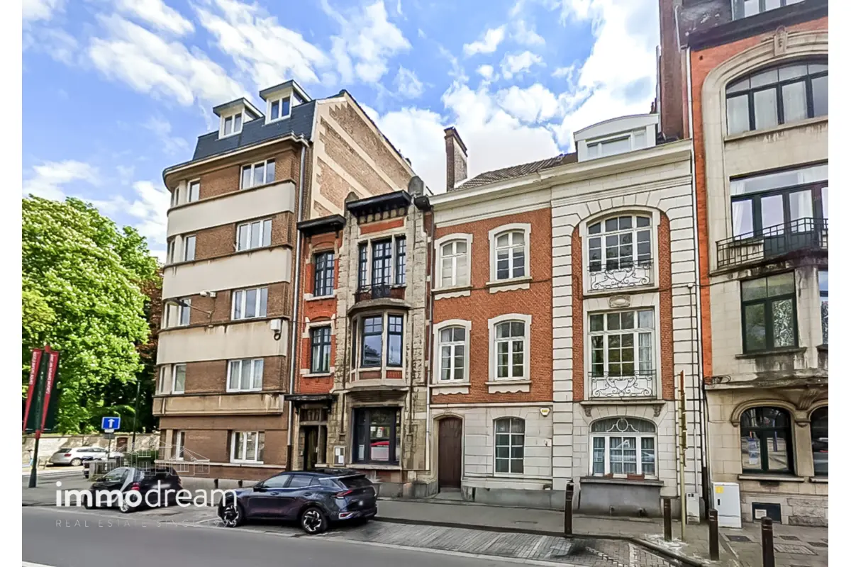 Rez-de-chaussée à louer à Uccle 1180 1450.00€ 1 chambres 80.00m² - annonce 733693