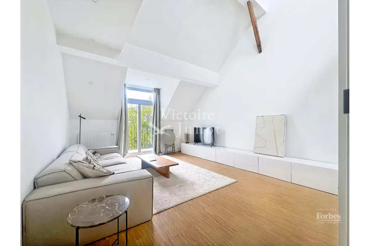 Duplex à louer à Etterbeek 1040 1300.00€ 1 chambres 60.00m² - annonce 733318