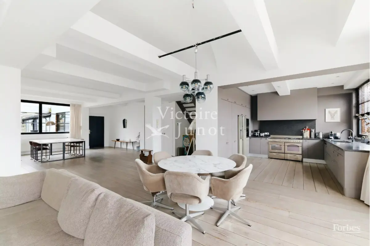 Duplex te  koop in Vorst 1190 795000.00€ 2 slaapkamers 240.00m² - Zoekertje 733309