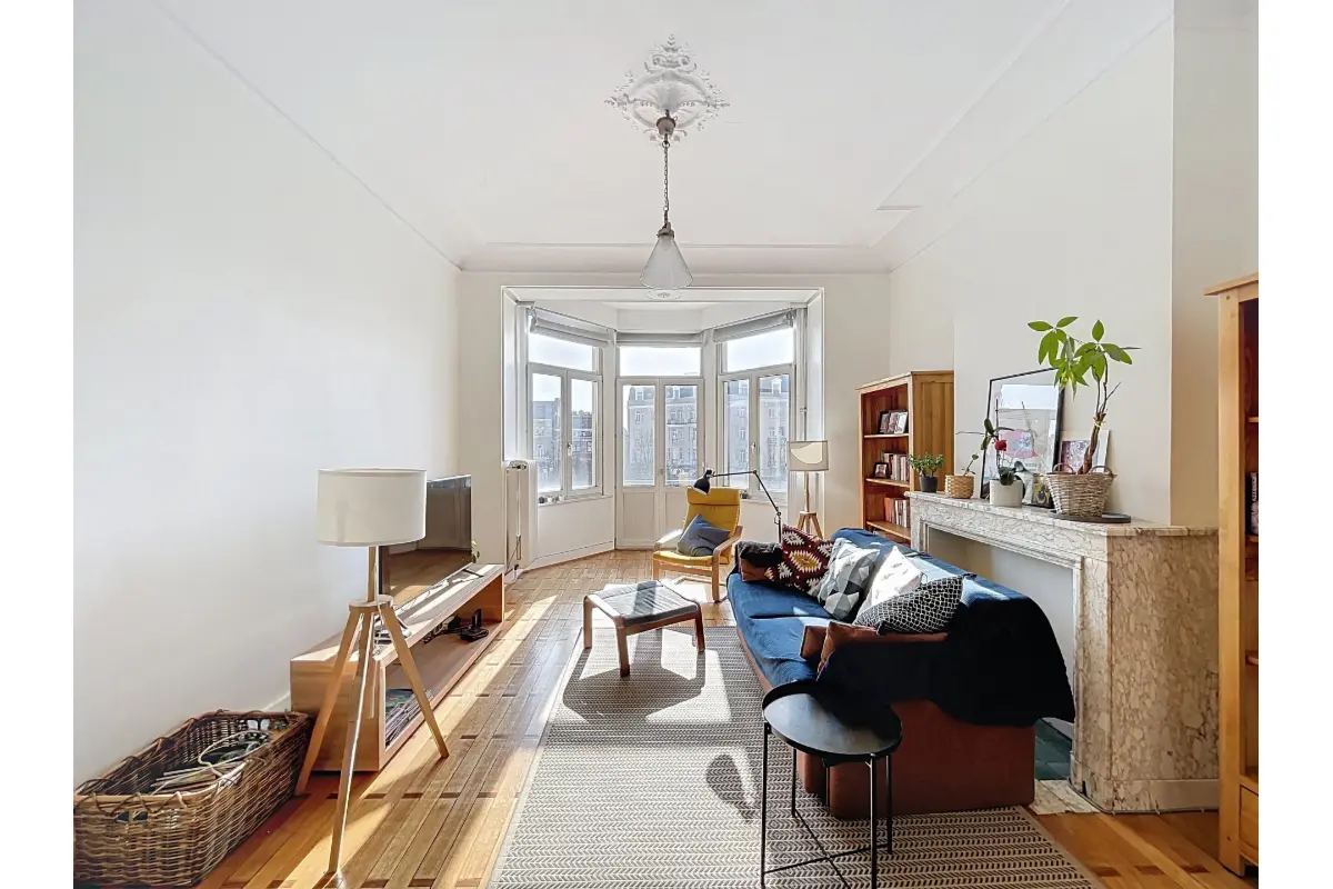 Appartement te  in Etterbeek 1040 2000.00€ 3 slaapkamers 138.00m² - Zoekertje 733748