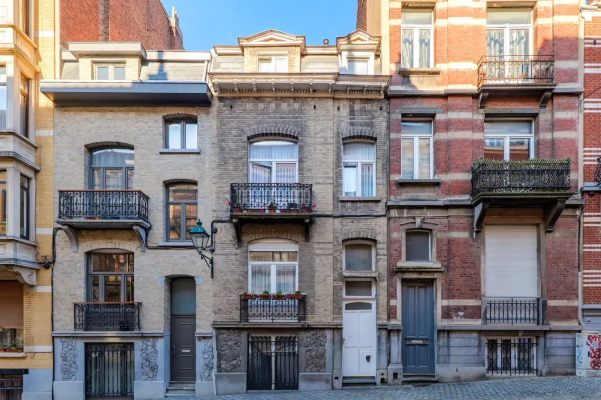 Huis te  koop in Sint-Gillis 1060 595000.00€ 4 slaapkamers 197.00m² - Zoekertje 733312