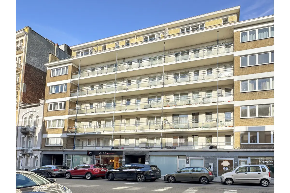 Studio à louer à Schaerbeek 1030 925.00€  chambres 40.00m² - annonce 735076