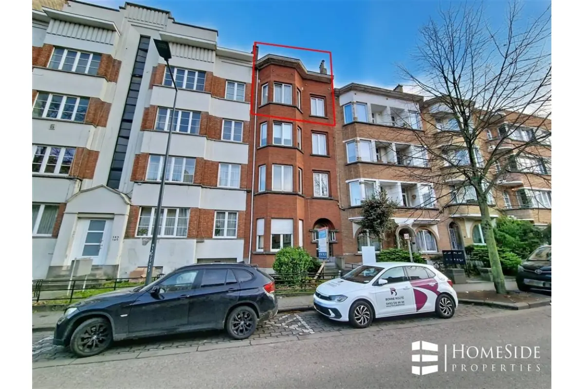 Duplex te  in Sint-Jans-Molenbeek 1080 219000.00€ 3 slaapkamers 150.00m² - Zoekertje 735505