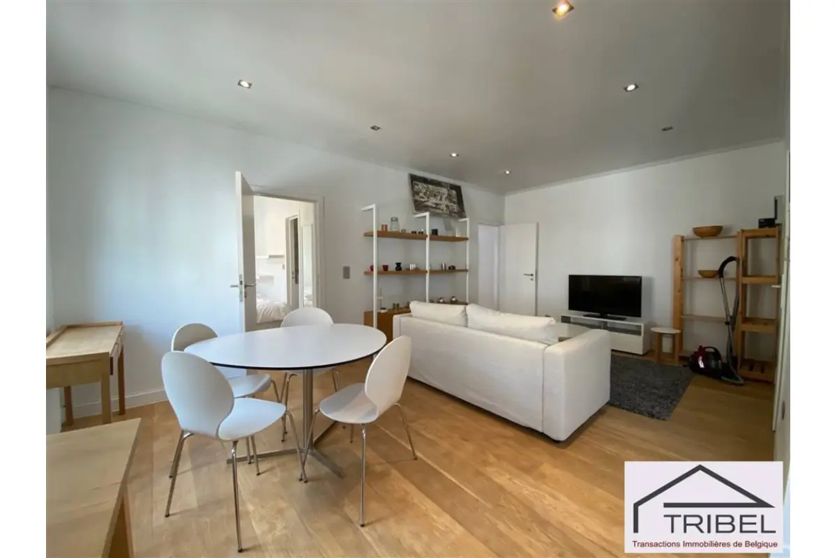 Appartement te  in Elsene 1050 1300.00€ 2 slaapkamers 56.00m² - Zoekertje 735276