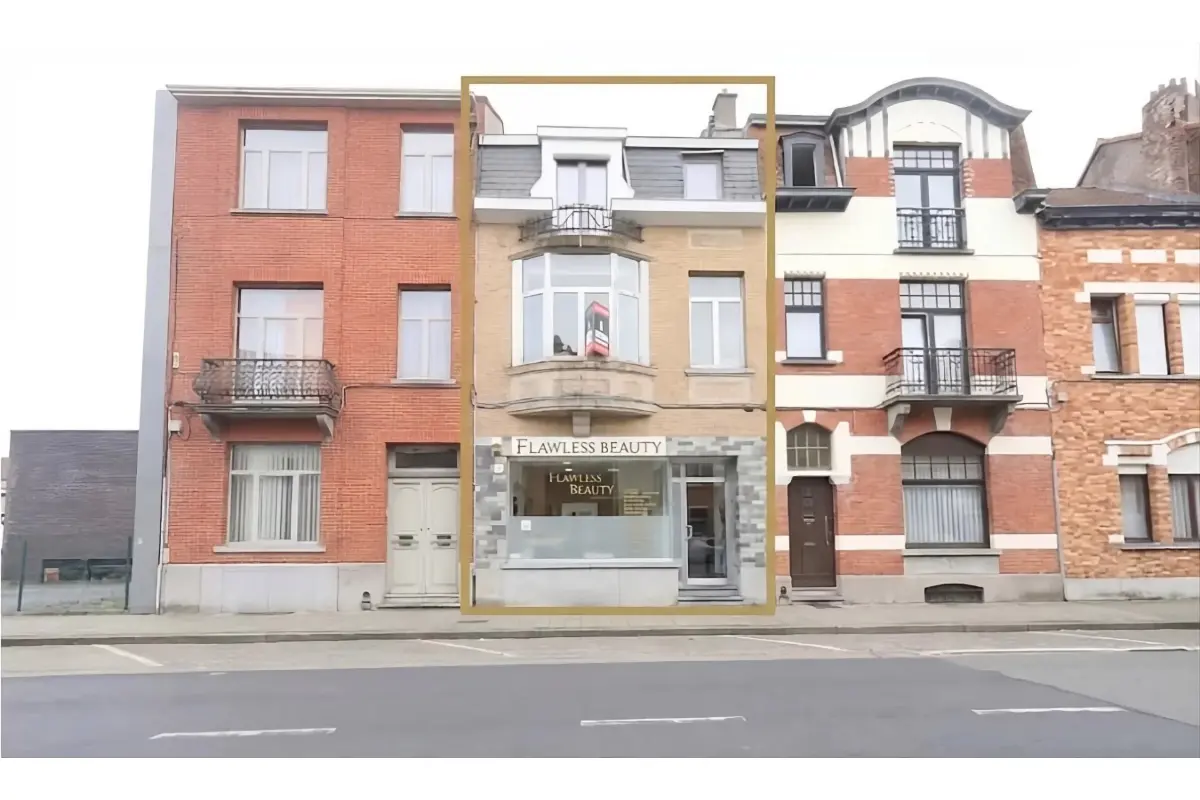 Appartementsgebouw te  koop in Laken 1020 480000.00€ 3 slaapkamers 258.00m² - Zoekertje 735727