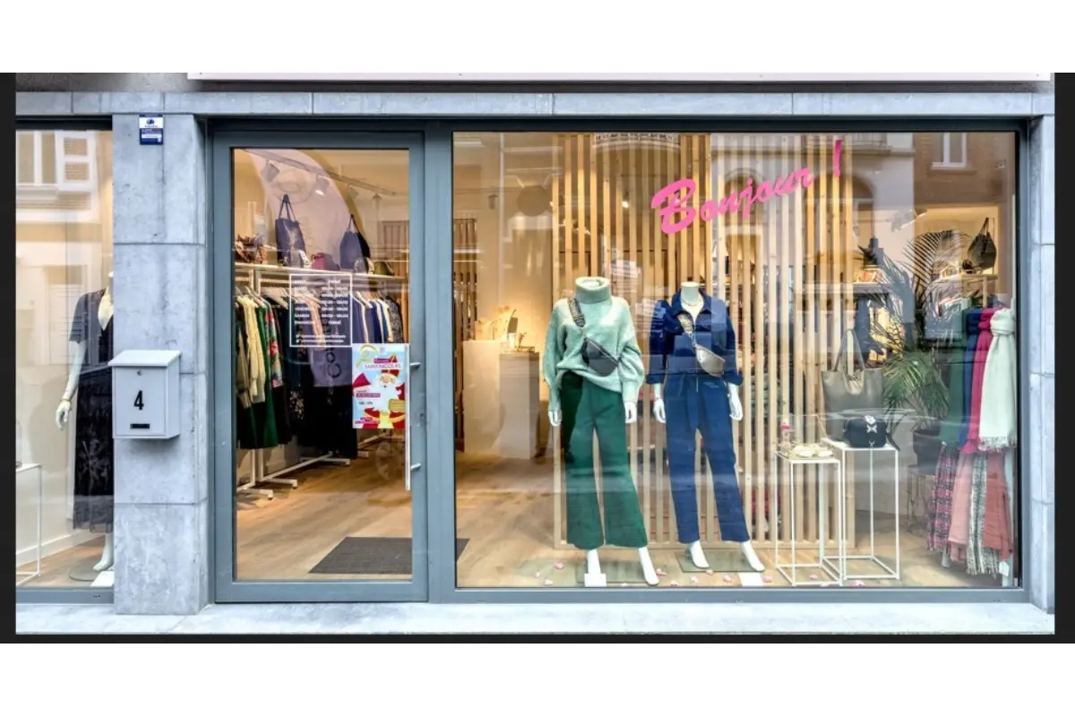 Handelszaak te  koop in Ukkel 1180 30000.00€ 0 slaapkamers m² - Zoekertje 735253