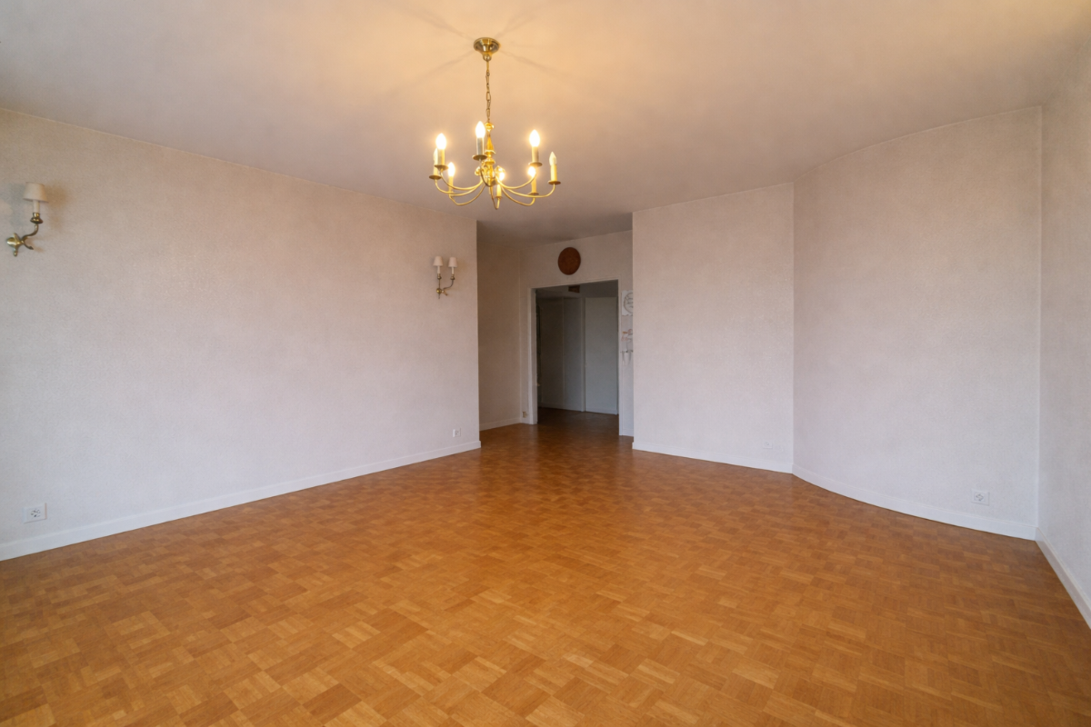 Appartement te  koop in Sint-Pieters-Woluwe 1150 319000.00€ 4 slaapkamers 160.00m² - Zoekertje 736111