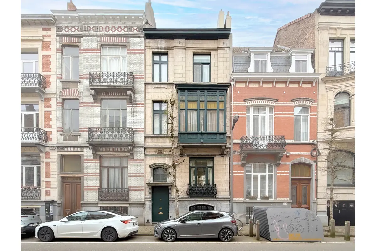 Maison de maître à vendre à Ixelles 1050 1490000.00€ 6 chambres 350.00m² - annonce 735864