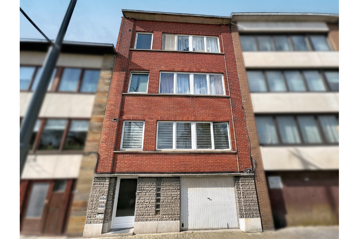 Appartementsgebouw te  koop in Neder-Over-Heembeek 1120 769000.00€ 6 slaapkamers 228.00m² - Zoekertje 737052