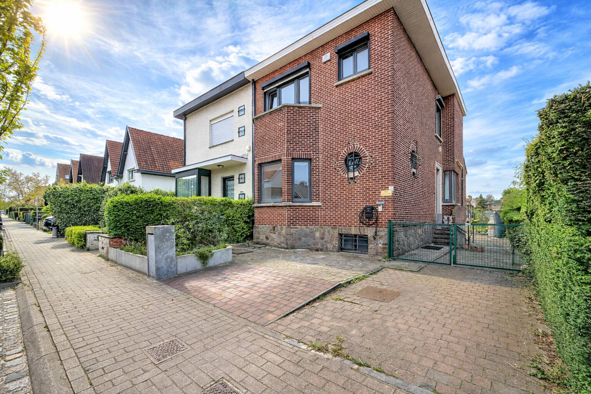 Huis te  in Zaventem 1930 640000.00€ 4 slaapkamers 235.00m² - Zoekertje 736538