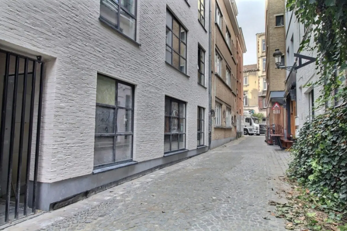 Commerce à vendre à Bruxelles 1000 175000.00€  chambres 47.00m² - annonce 736668