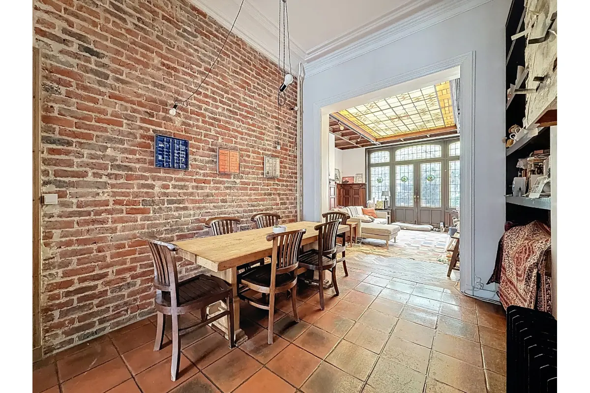 Huis te  in Etterbeek 1040 825000.00€ 4 slaapkamers 252.00m² - Zoekertje 736495