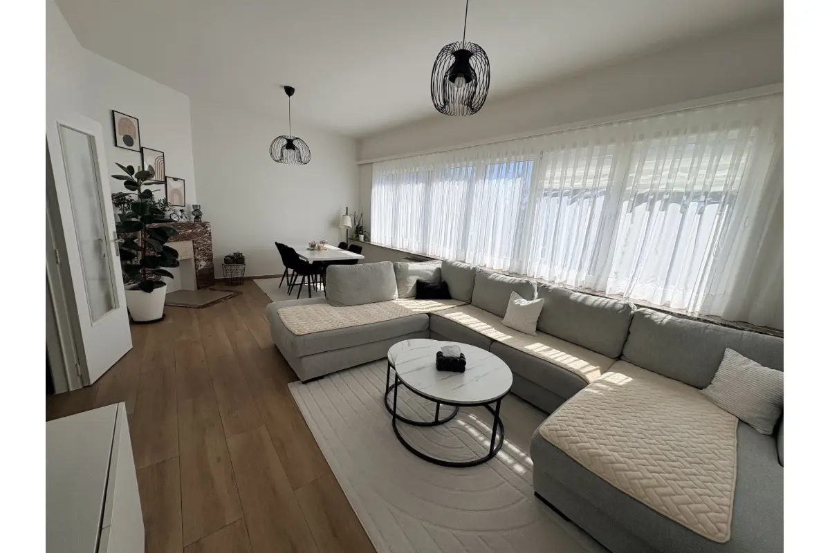 Immeuble mixte à  à Molenbeek-Saint-Jean 1080 579000.00€ 2 chambres 240.00m² - annonce 736552