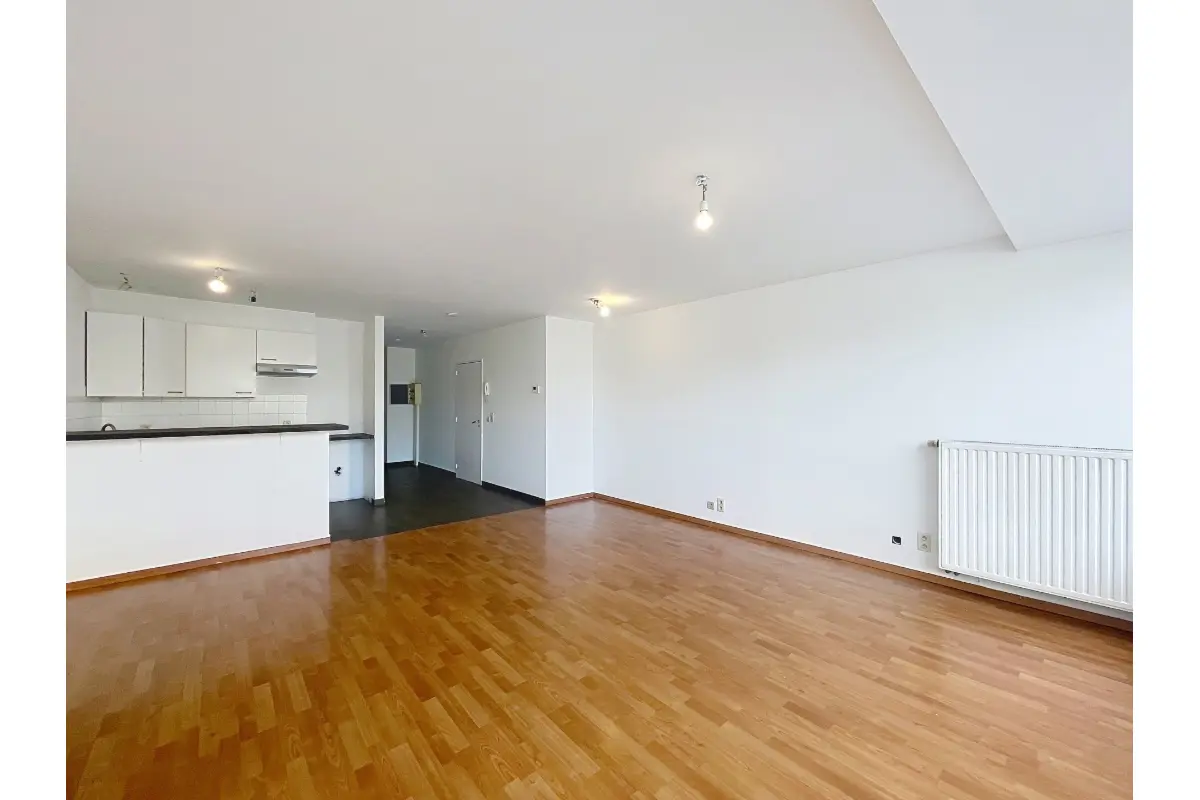 Appartement te  huur in Schaarbeek 1030 1100.00€ 2 slaapkamers 80.00m² - Zoekertje 737897