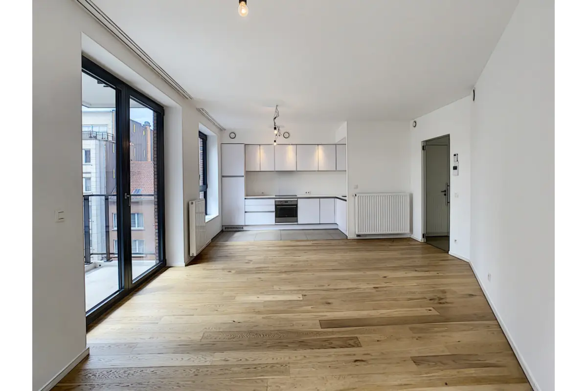 Appartement à louer à Molenbeek-Saint-Jean 1080 1000.00€ 1 chambres 75.00m² - annonce 737560