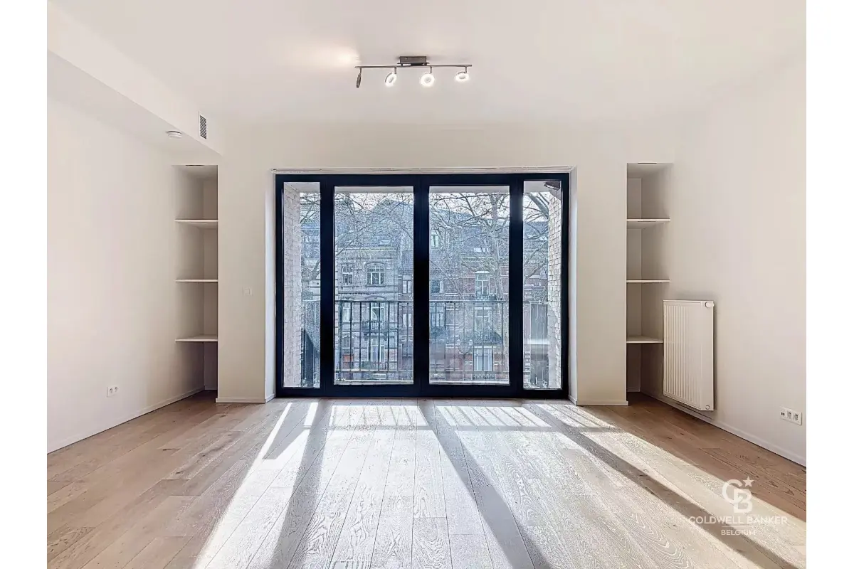 Appartement te  huur in Schaarbeek 1030 1525.00€ 2 slaapkamers 113.00m² - Zoekertje 737487