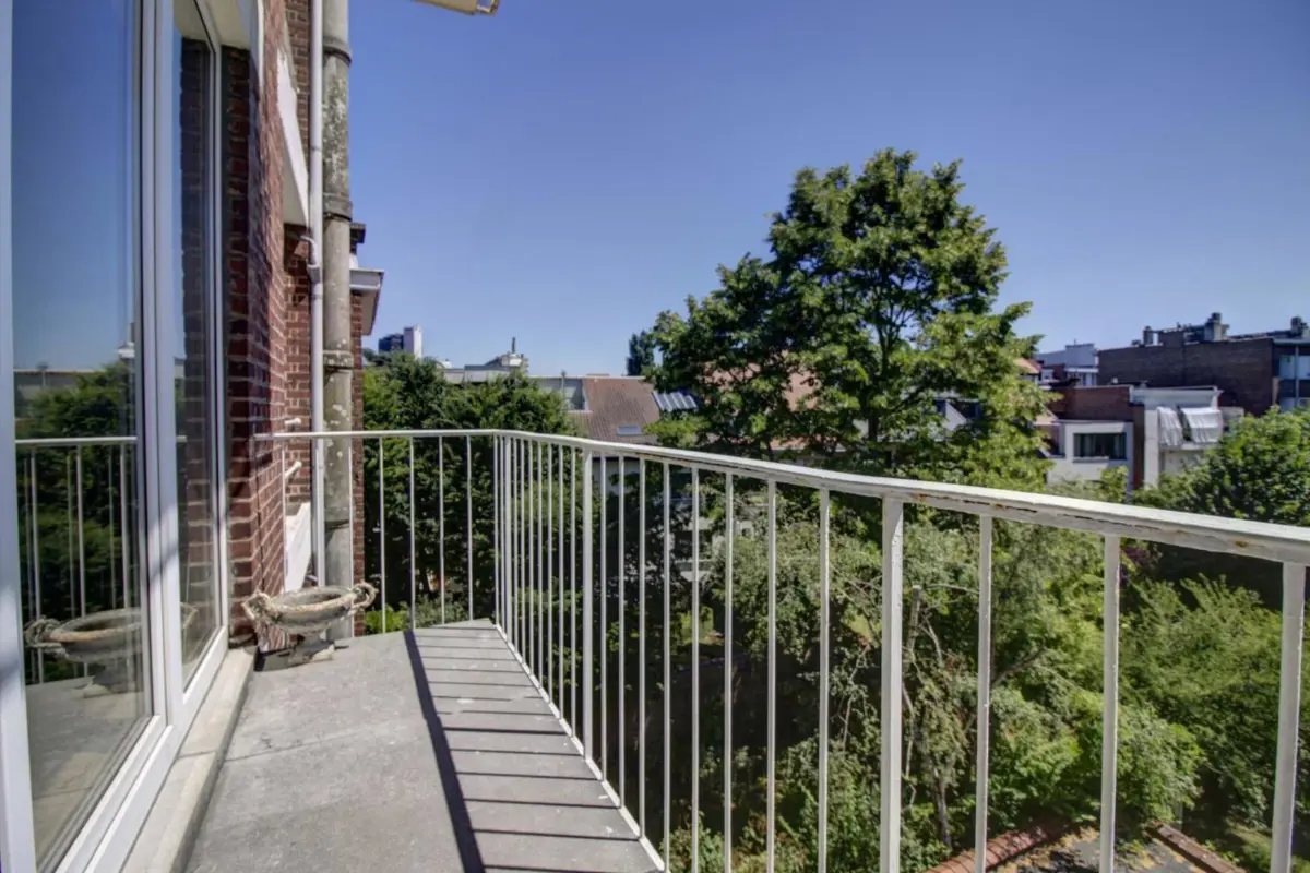 Appartement à louer à Uccle 1180 1800.00€ 2 chambres 150.00m² - annonce 737566