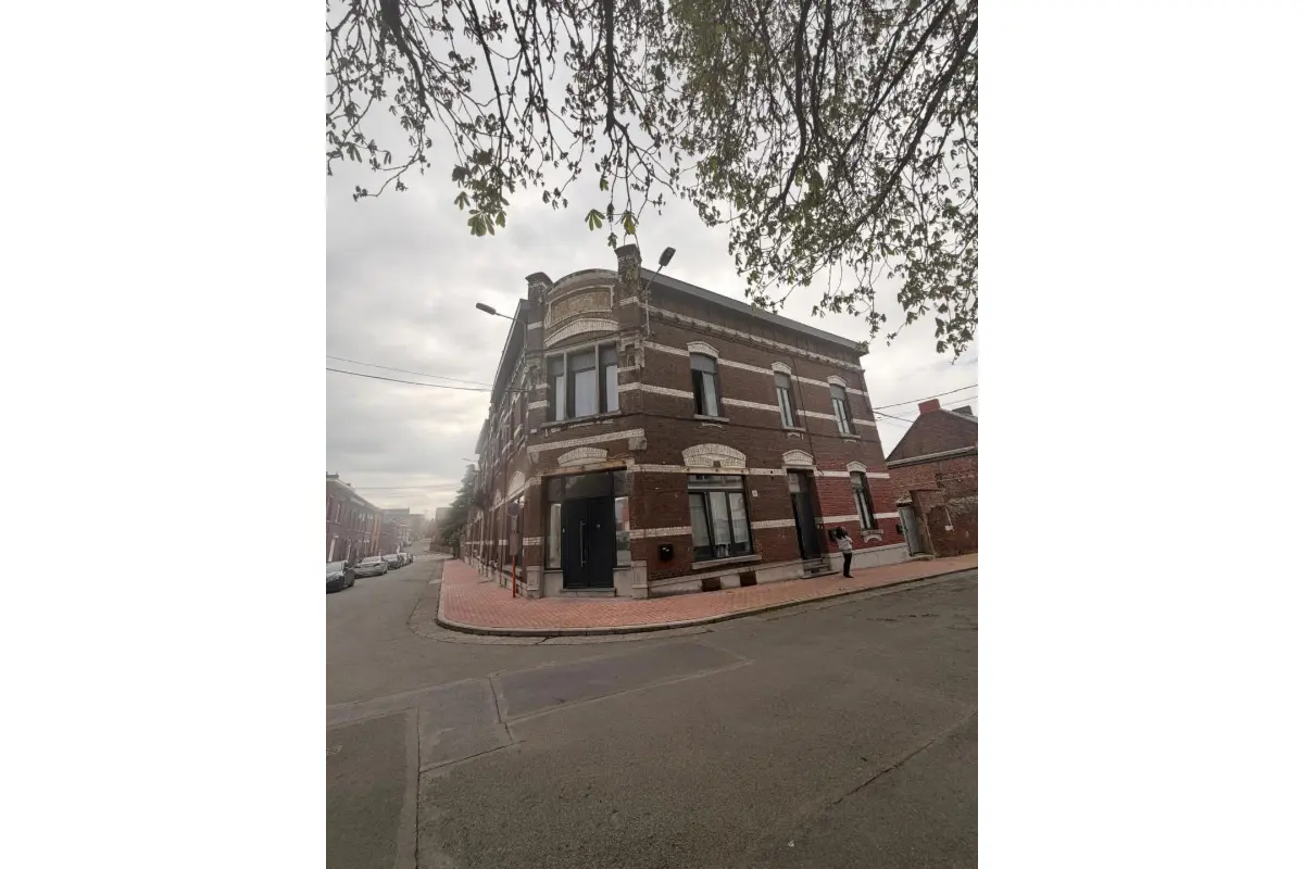 Rez-de-chaussée à louer à Dour 7370 850.00€ 1 chambres 75.00m² - annonce 737760