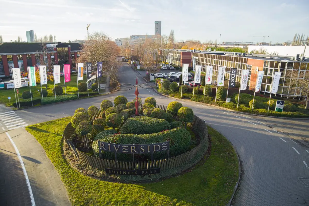 Commerce à vendre à Anderlecht 1070 748000.00€  chambres 765.00m² - annonce 738008