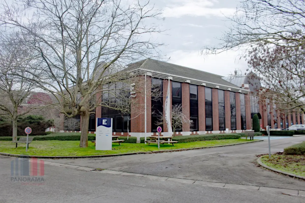 Commerce à vendre à Anderlecht 1070 228000.00€  chambres 525.00m² - annonce 738009