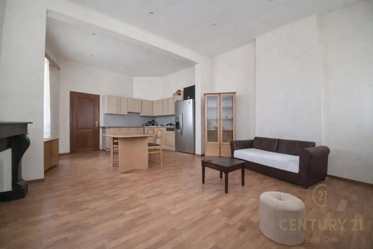 Maison à vendre à Saint-Josse-ten-Noode 1210 375000.00€ 3 chambres m² - annonce 737563
