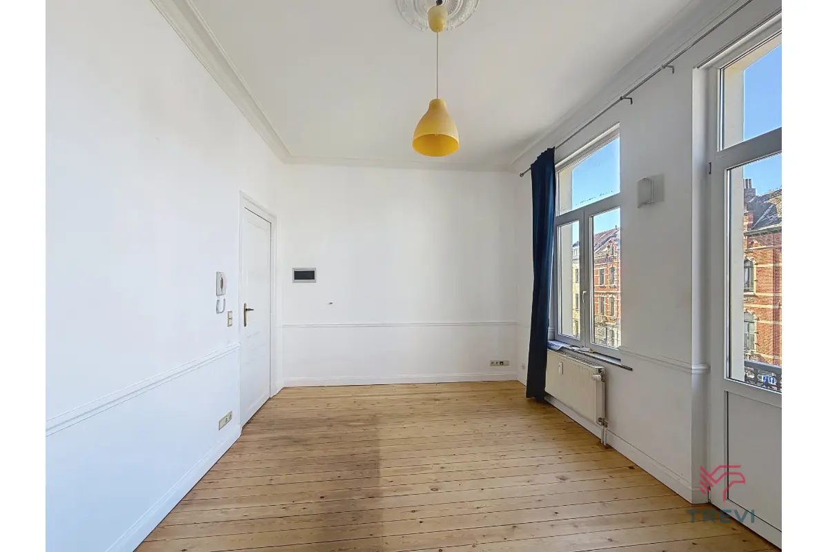 Studio à louer à Saint-Gilles 1060 725.00€  chambres 30.00m² - annonce 738693
