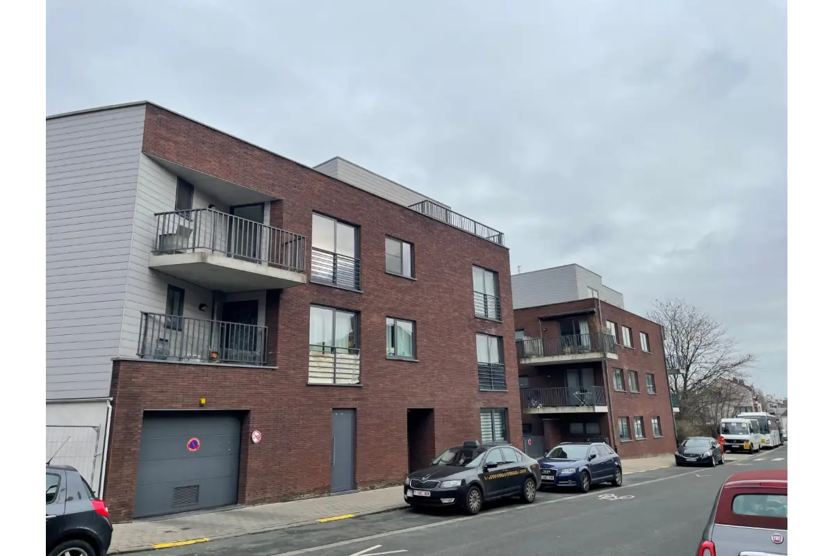 Appartement à louer à Neder-Over-Heembeek 1120 1350.00€ 2 chambres 77.00m² - annonce 738400