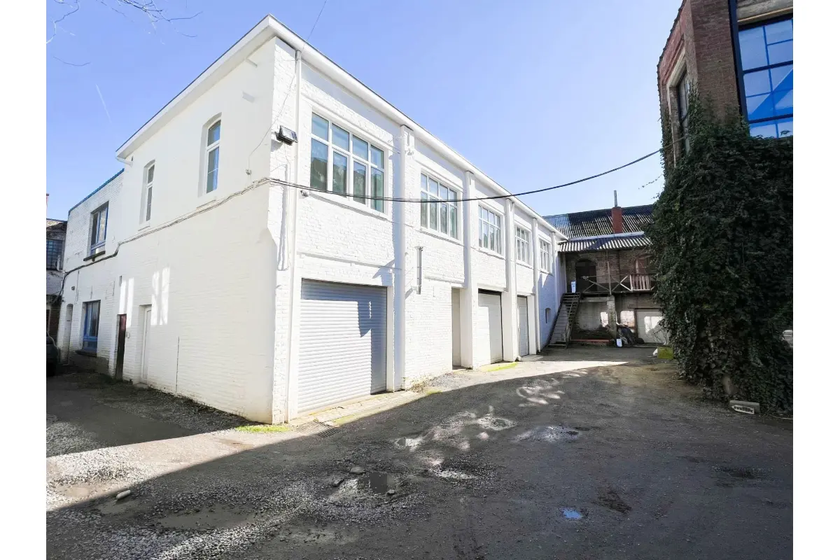 Commerce à  à Braine-le-Comte 7090 525000.00€  chambres 500.00m² - annonce 738675