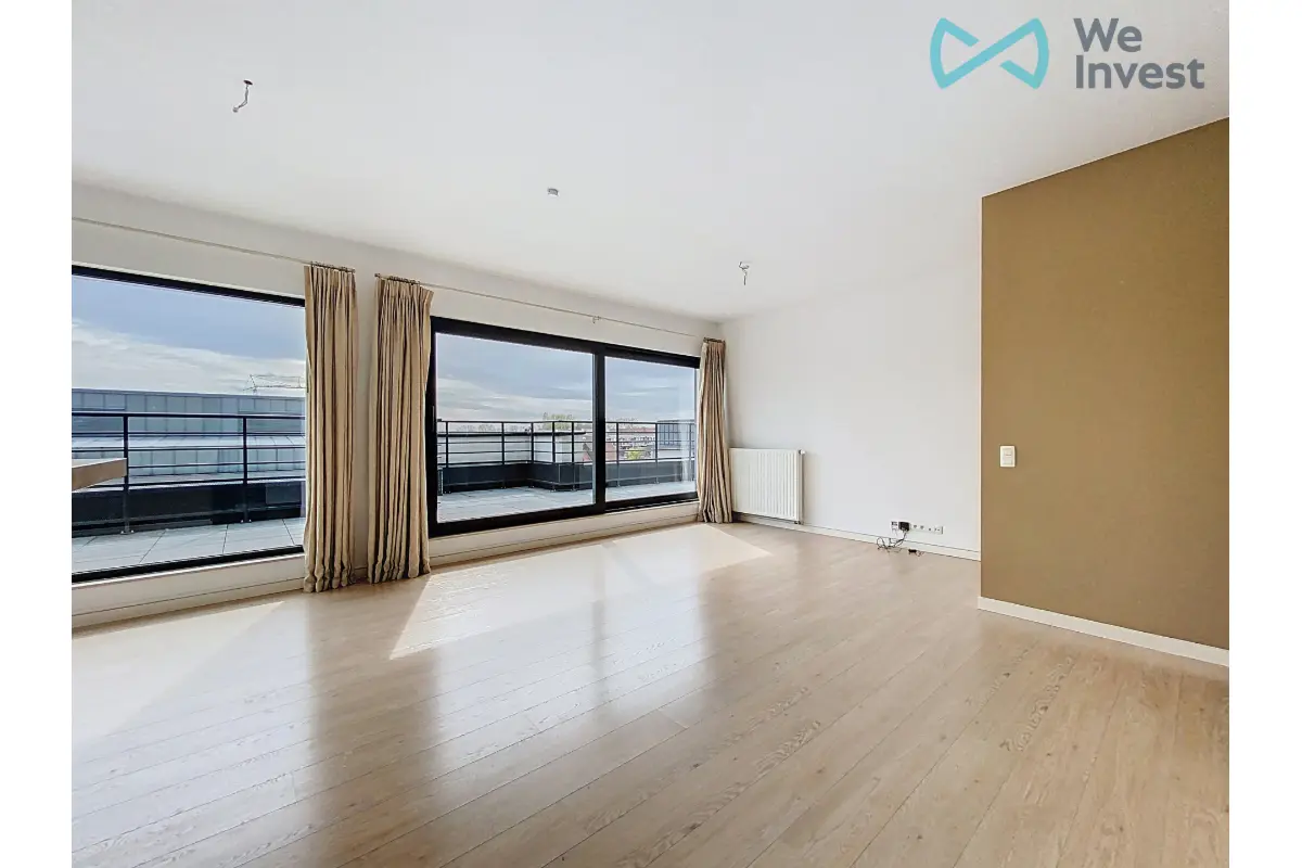 Penthouse te  in Anderlecht 1070 1385.00€ 2 slaapkamers 92.00m² - Zoekertje 738263