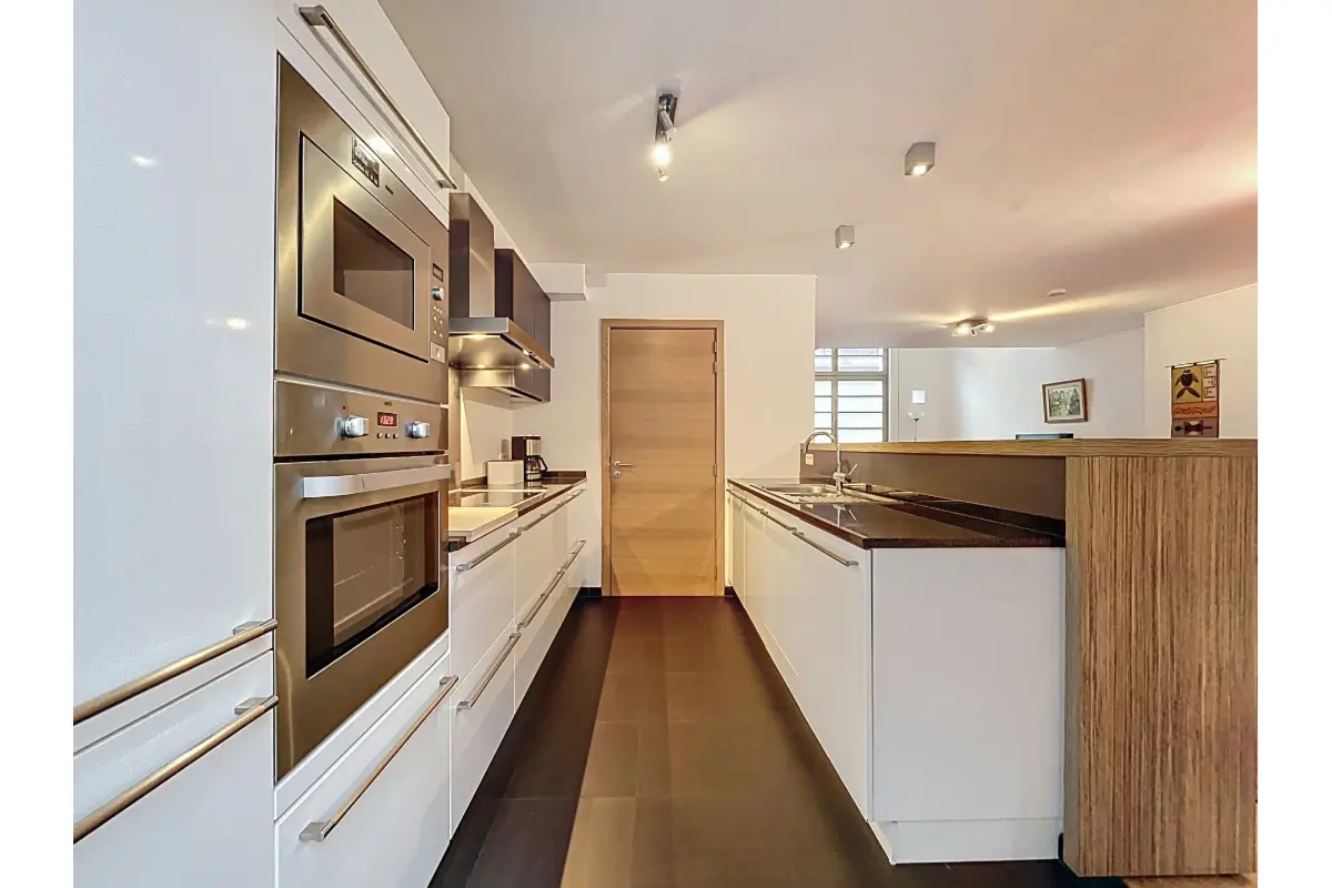 Duplex à louer à Bruxelles 1000 2200.00€ 3 chambres 110.00m² - annonce 738611