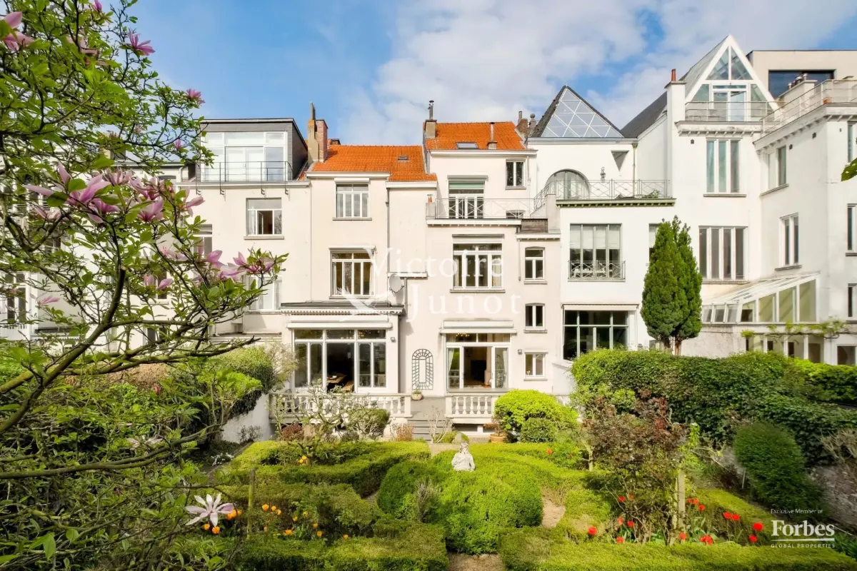 Maison à louer à Saint-Gilles 1060 13500.00€ 10 chambres 800.00m² - annonce 739068