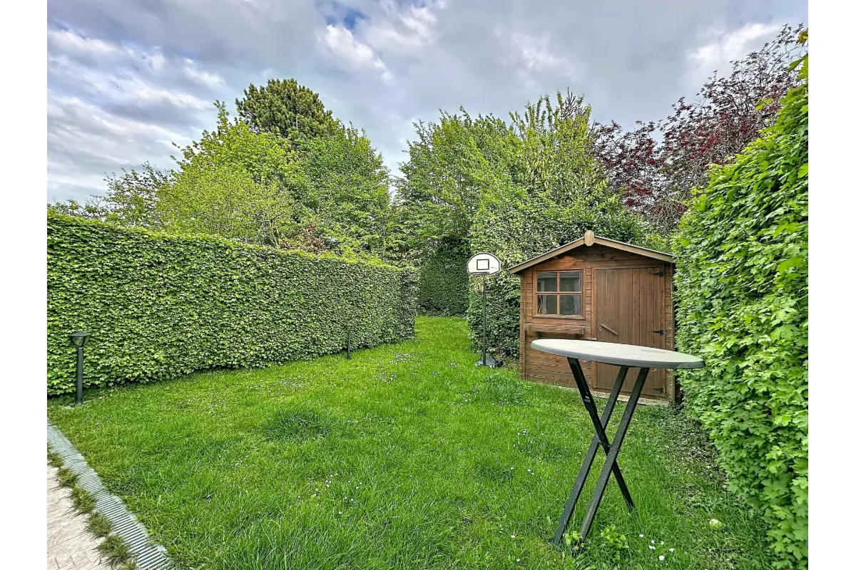 Huis te  in Sint-Lambrechts-Woluwe 1200 2500.00€ 3 slaapkamers 150.00m² - Zoekertje 739360