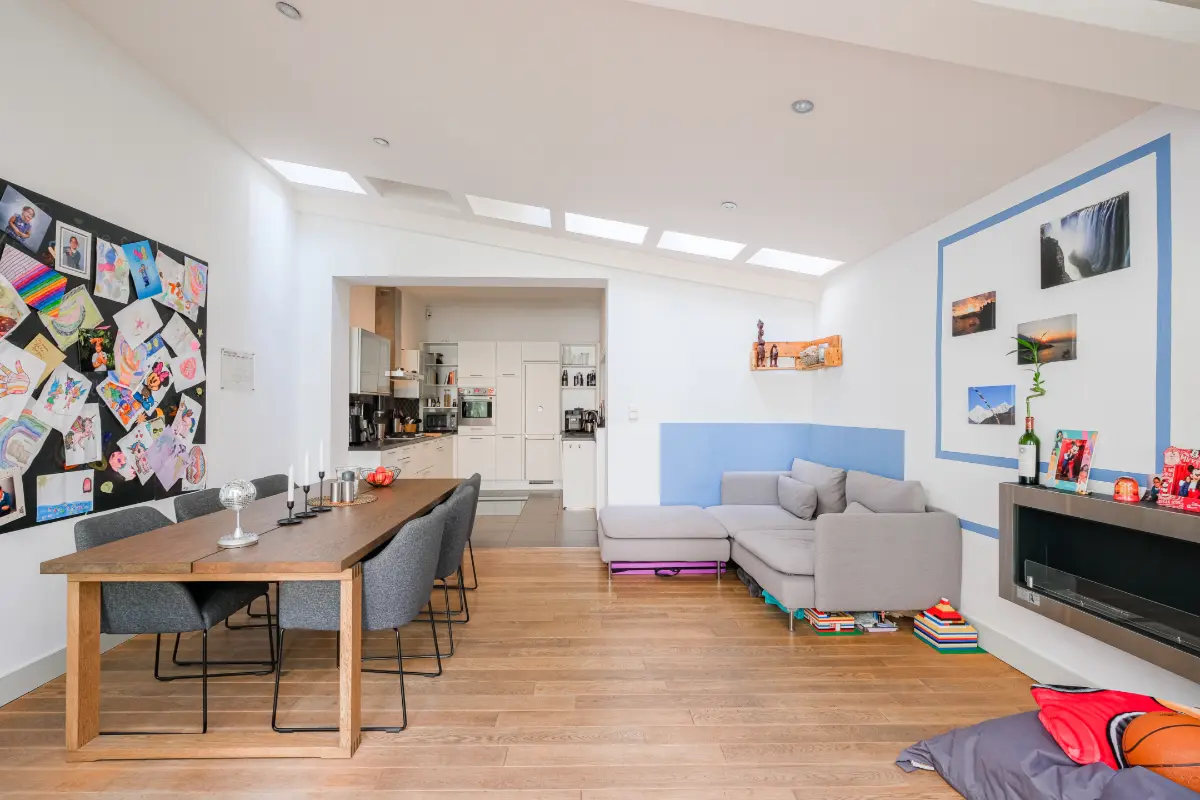 Huis te  koop in Brussel 1000 850000.00€ 6 slaapkamers 238.00m² - Zoekertje 739500