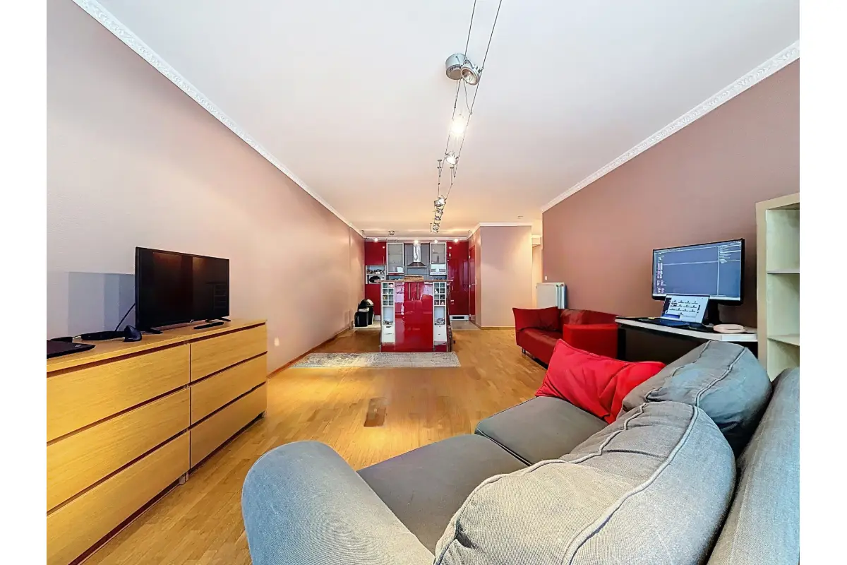 Appartement te  huur in Schaarbeek 1030 1650.00€ 2 slaapkamers 92.00m² - Zoekertje 739687