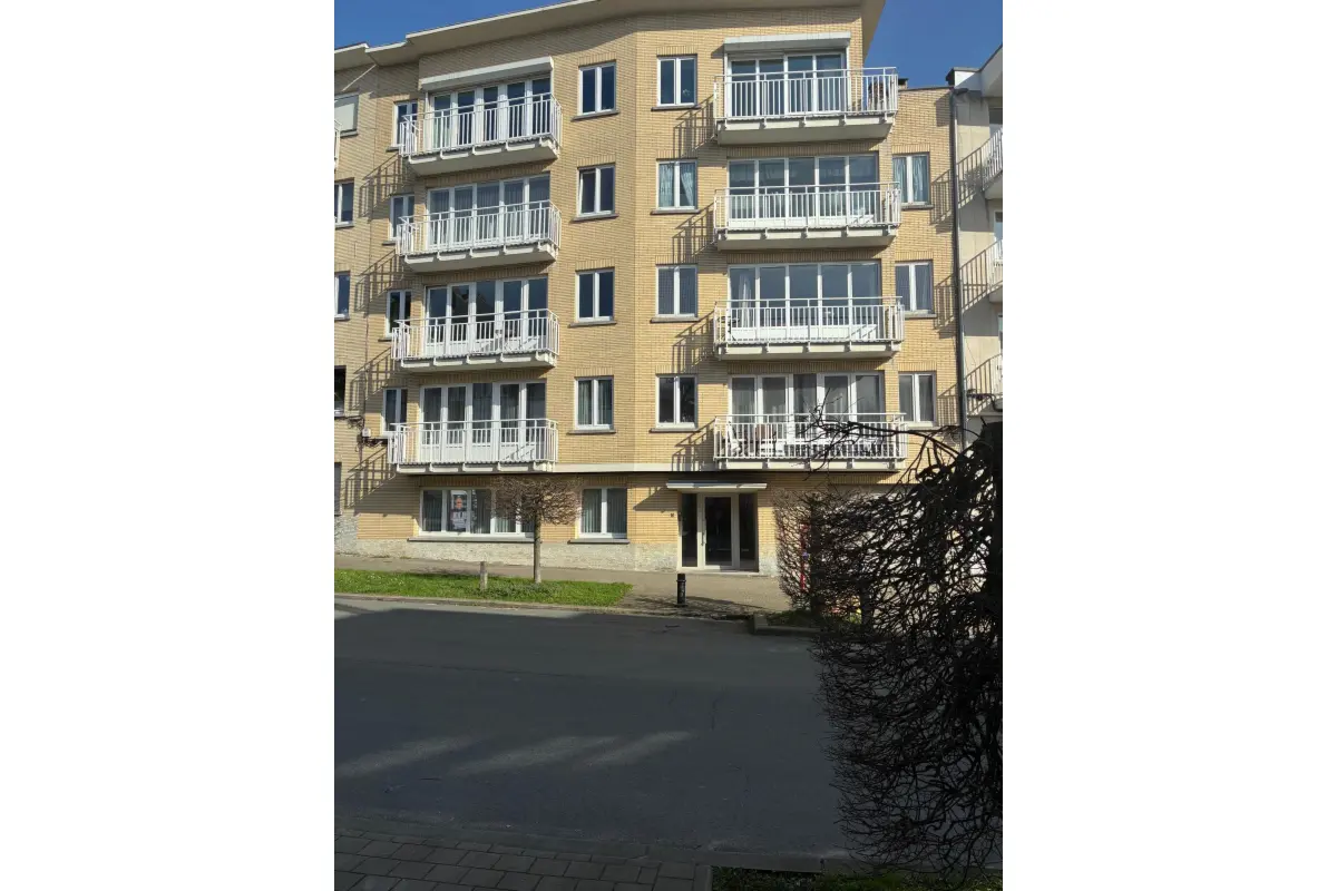 Appartement à louer à Uccle 1180 1530.00€ 4 chambres 129.00m² - annonce 739723
