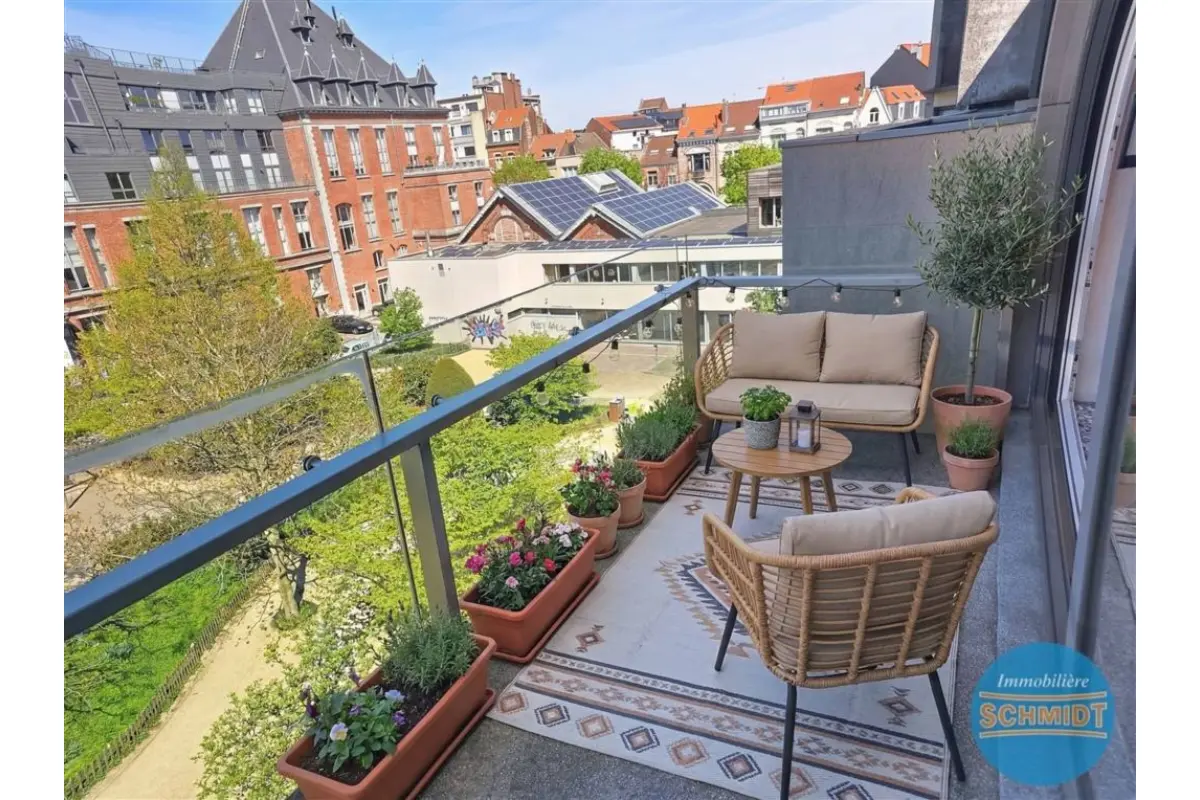 Appartement te  huur in Schaarbeek 1030 1500.00€ 3 slaapkamers 110.00m² - Zoekertje 739361