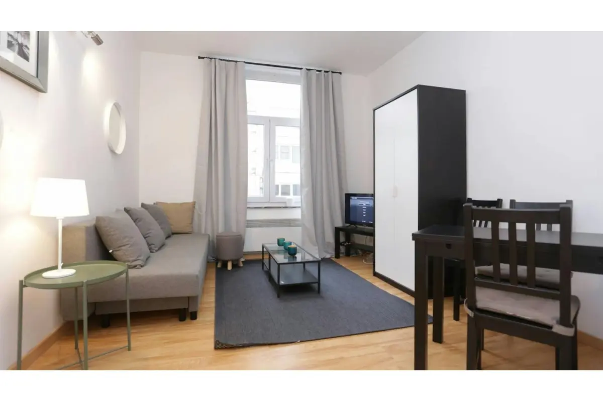 Appartement à louer à Saint-Gilles 1060 820.00€  chambres m² - annonce 740027
