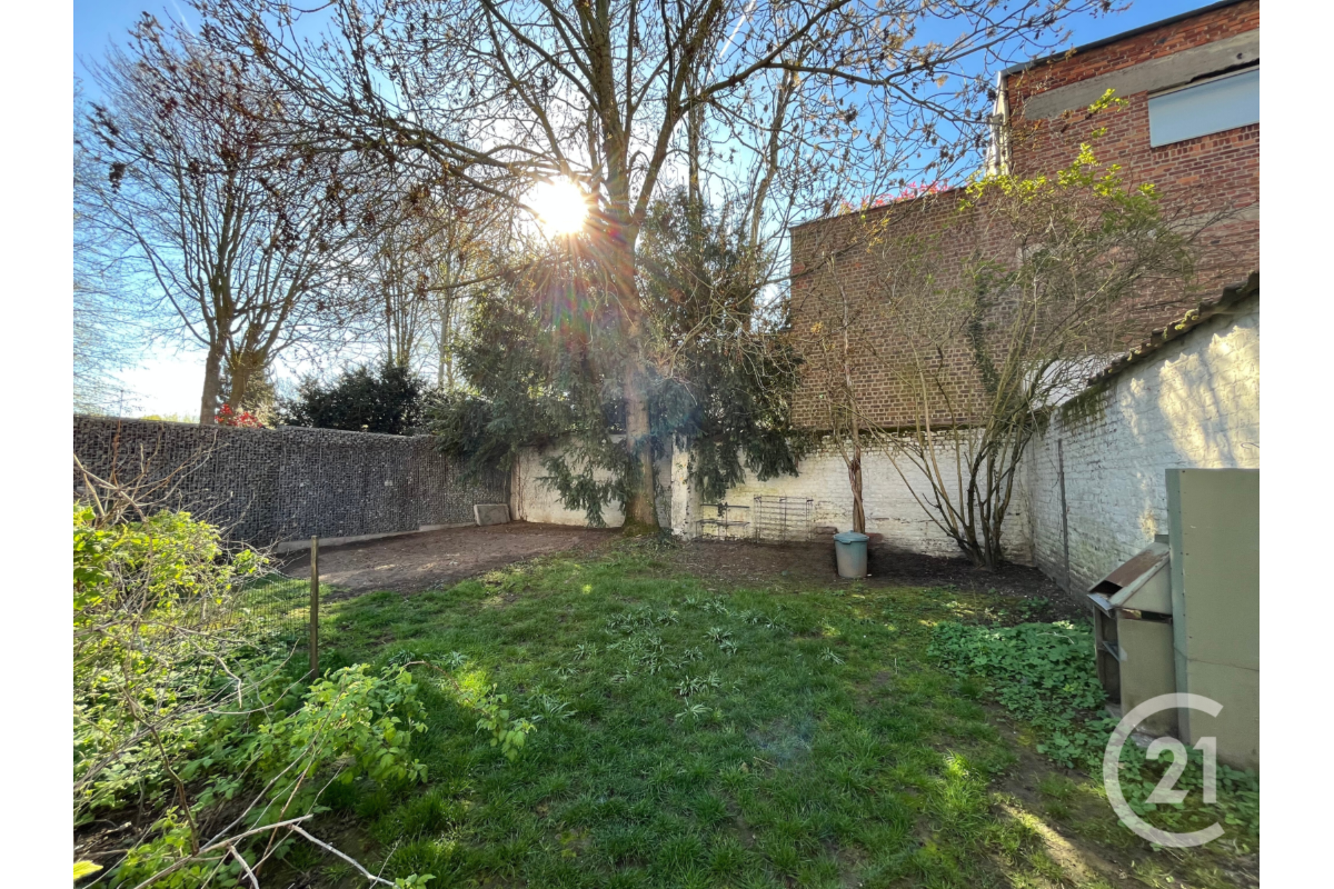 Huis te  in Sint-Lambrechts-Woluwe 1200 475000.00€ 4 slaapkamers 184.00m² - Zoekertje 740625